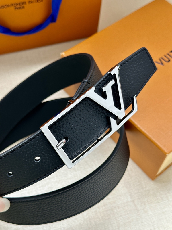 激安ルイヴィトンベルト側面デザイン